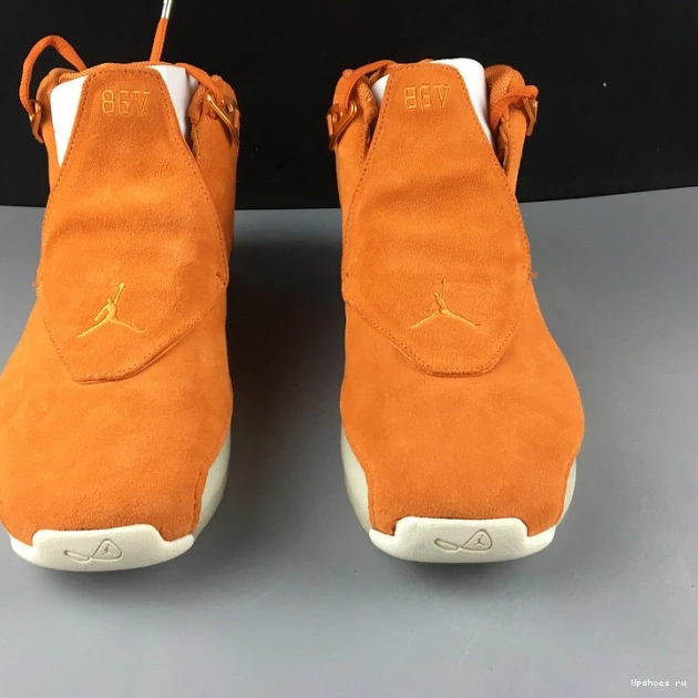 AA2494-801 Jordan  Campfire 18 Retro Orange 0420